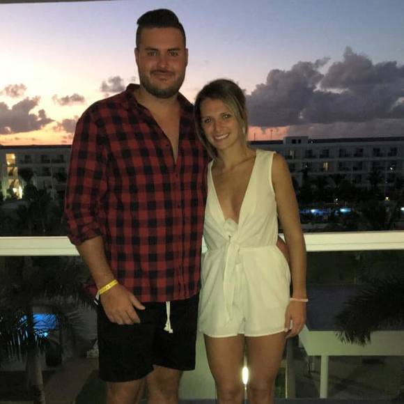 Meet your Posher, Taylor - Picture 1 of 1